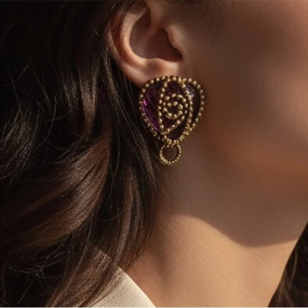 Vintage Purple Gold Tone Statement Clip Earrinngs